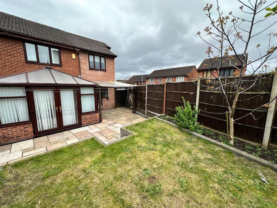 Sage House - City Centre Hanley, Alton Towers Stoke-on-Trent Eksteriør bilde